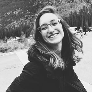 Meet your Posher, Holly